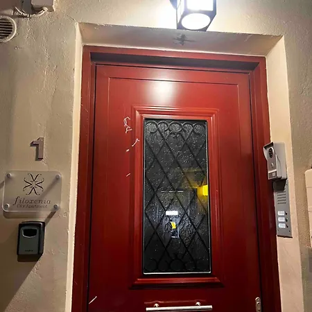 Filoxenia Apartment-central In * זקינטוס טאון