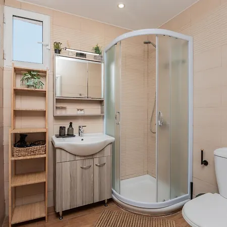 Filoxenia Apartment-central In