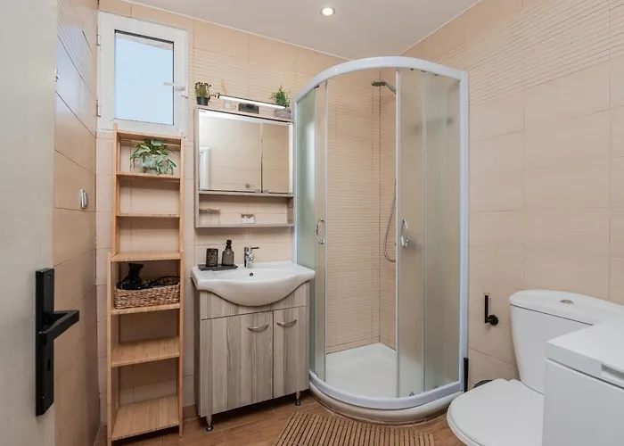 Filoxenia Apartment-central In